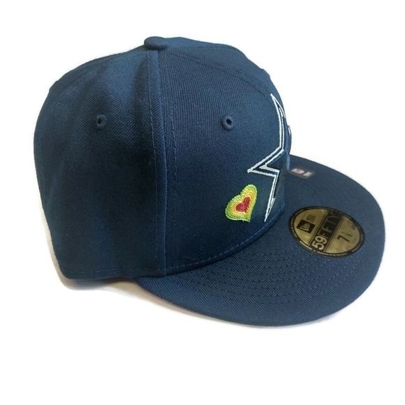 59Fifty New Era Size 7 1/8 Dallas Cowboys Fitted Hat Chain Stitch Heart Cap - Picture 3 of 7